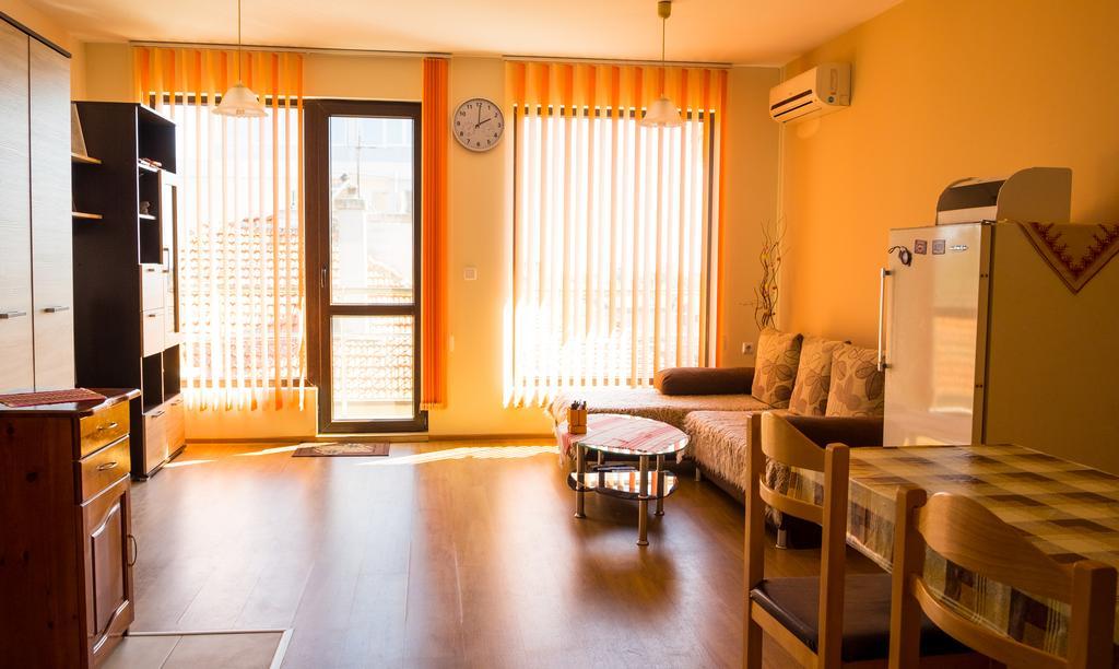 Ddenko Apartment Burgas Exterior foto
